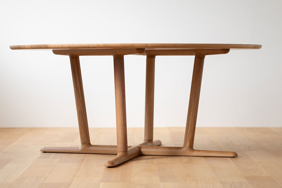 1月14日～15日 新作「MINK Chair」と「HORN Chair」を「第58回大川家具新春展2026」で展示します。